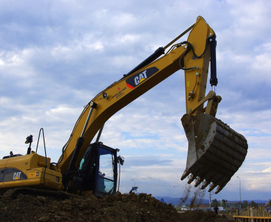 excavators-4765917_1280